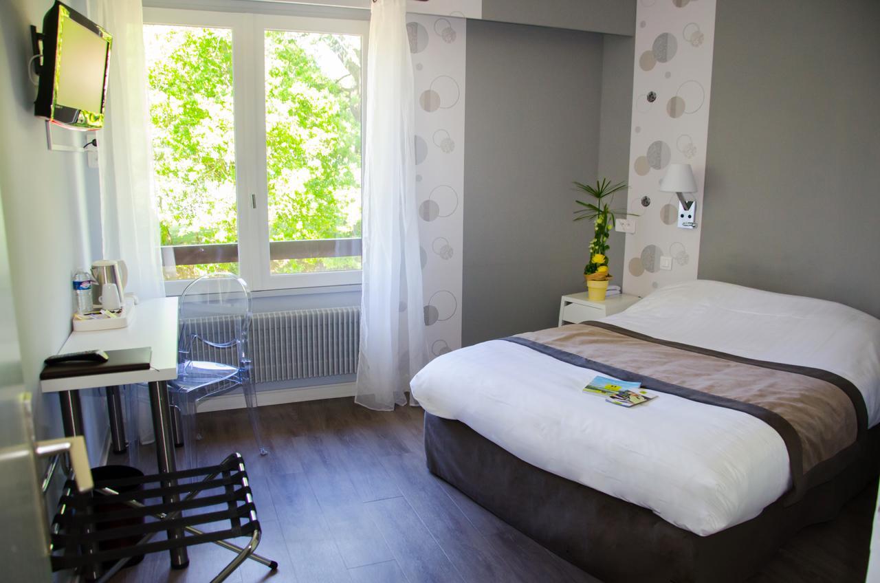 Hotel Logis De La Bruyere Pouzauges