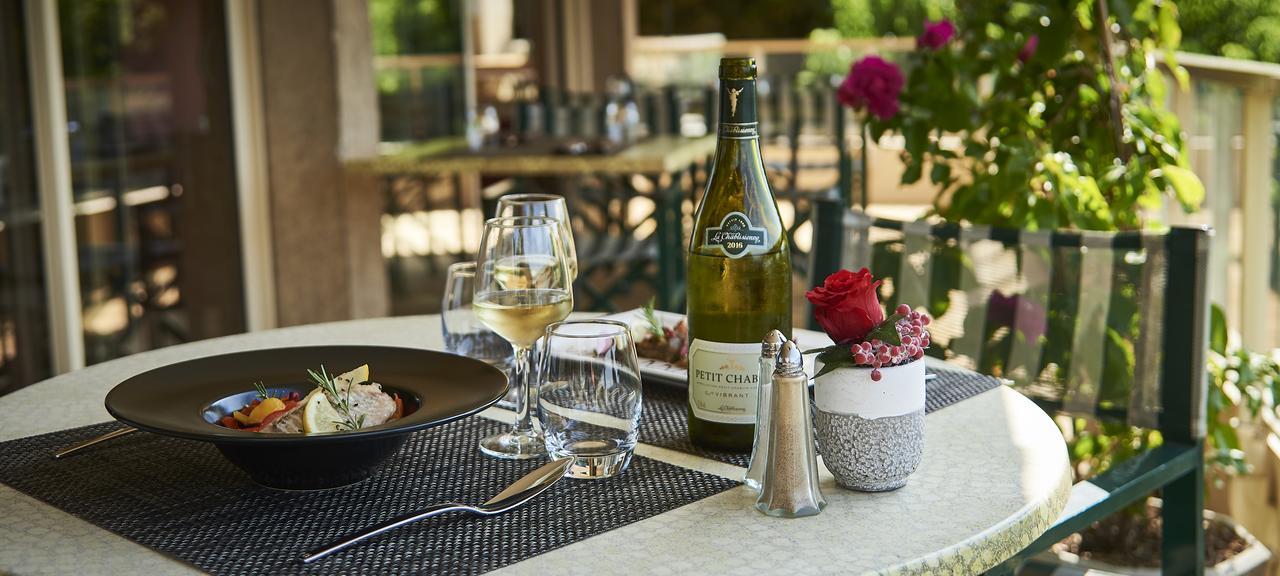 Hotel Logis De La Bruyere 3*