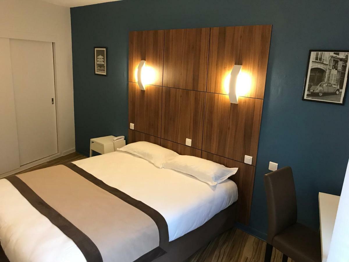 Hotel Logis De La Bruyere Pouzauges